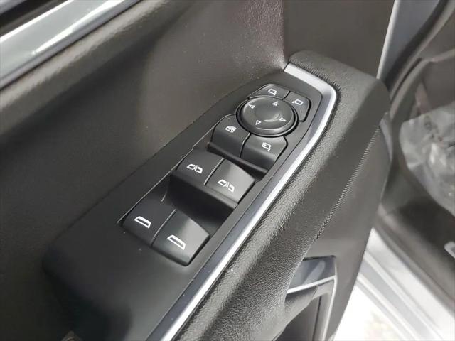 2024 GMC Sierra 1500 4WD Crew Cab Short Box SLT
