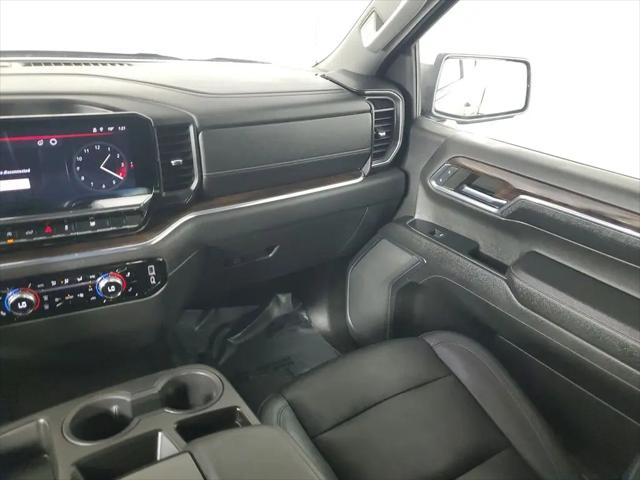 2024 GMC Sierra 1500 4WD Crew Cab Short Box SLT