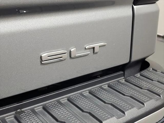 2024 GMC Sierra 1500 4WD Crew Cab Short Box SLT