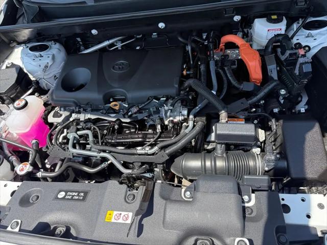 2024 Toyota RAV4 Hybrid LE