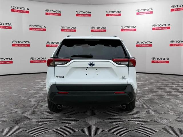 2024 Toyota RAV4 Hybrid LE