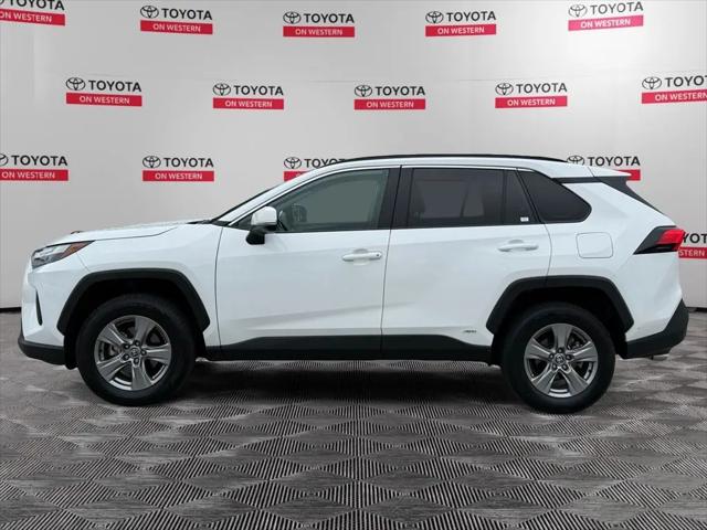 2024 Toyota RAV4 Hybrid LE