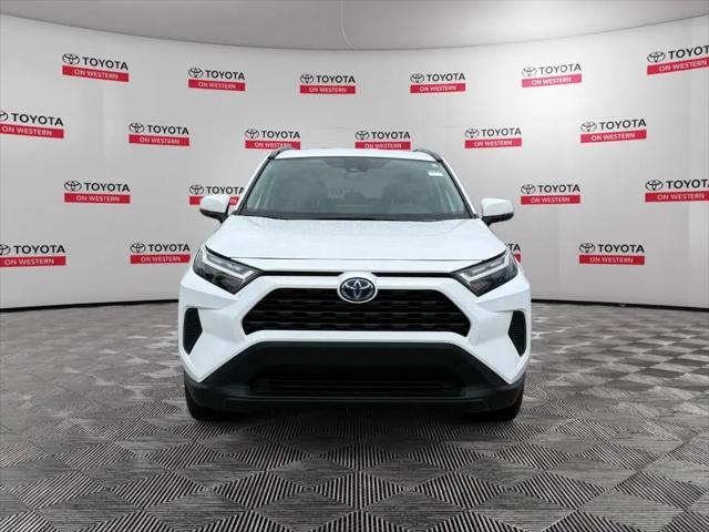 2024 Toyota RAV4 Hybrid LE
