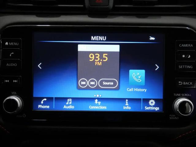 2024 Nissan Versa 1.6 SR