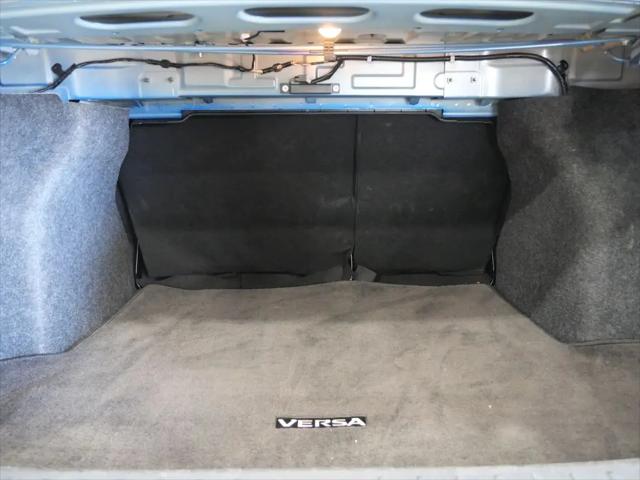 2024 Nissan Versa 1.6 SR