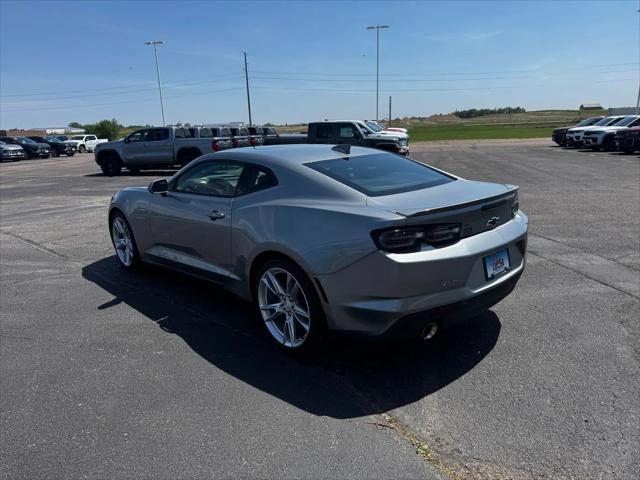 2023 Chevrolet Camaro RWD Coupe 2LT