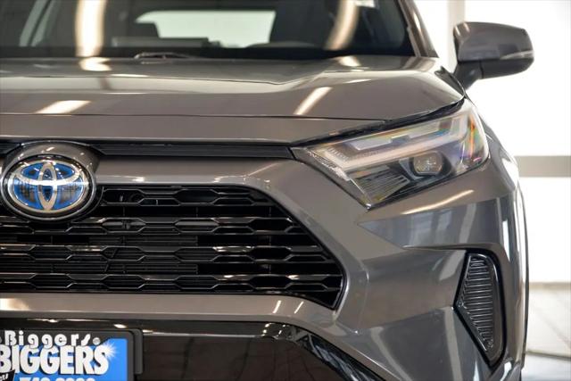 2023 Toyota RAV4 Hybrid SE