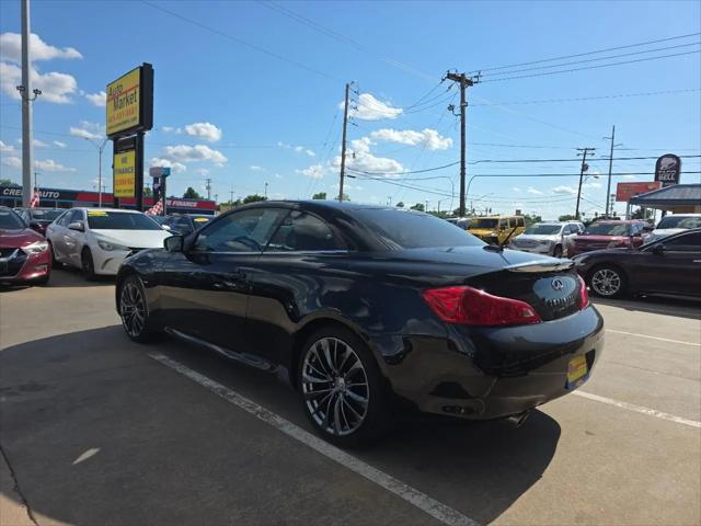 2011 INFINITI G37 G37