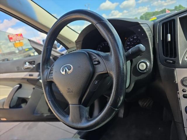 2011 INFINITI G37 G37