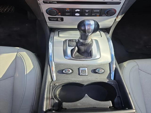 2011 INFINITI G37 G37