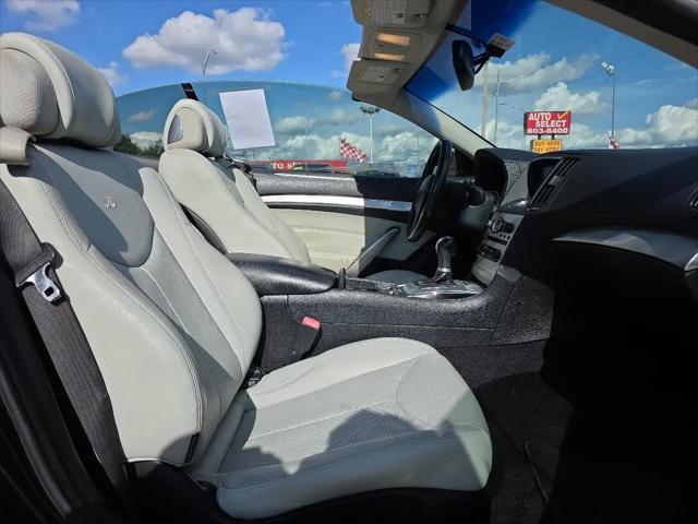 2011 INFINITI G37 G37