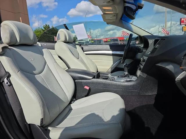 2011 INFINITI G37 G37