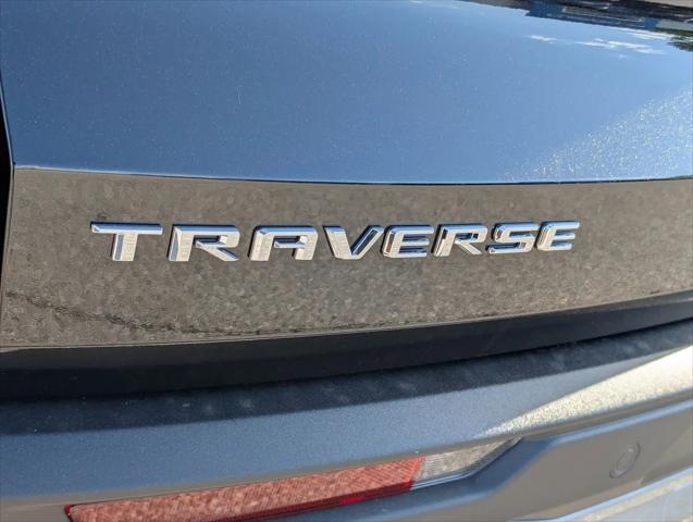 2026 Chevrolet Traverse FWD LT