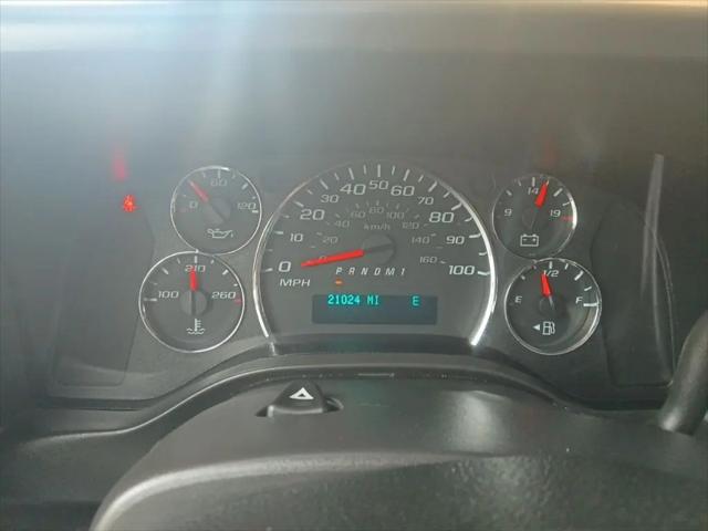 2025 Chevrolet Express Passenger RWD 3500 Extended Wheelbase LT