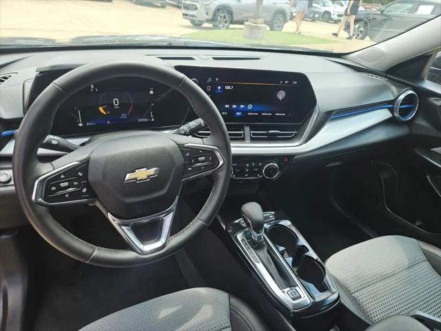 2025 Chevrolet Trax FWD LT