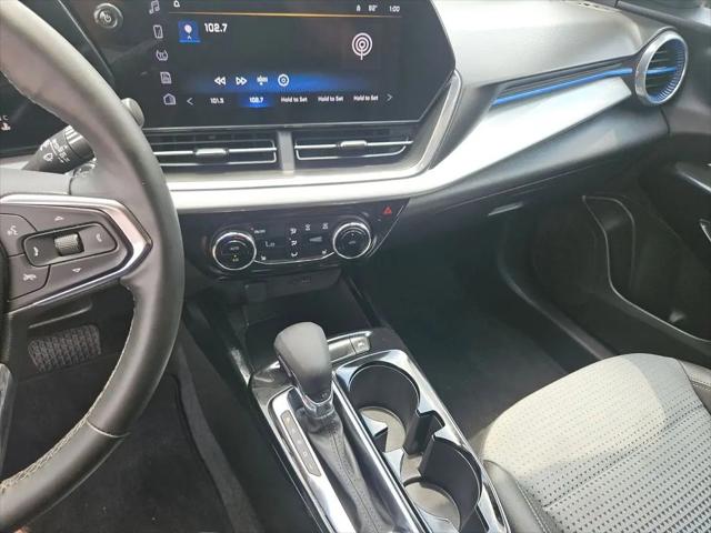 2025 Chevrolet Trax FWD LT