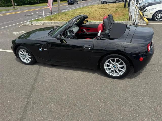 2005 BMW Z4 2.5i
