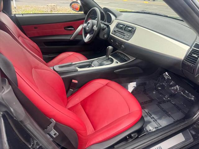 2005 BMW Z4 2.5i