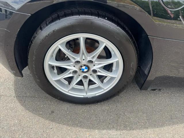 2005 BMW Z4 2.5i