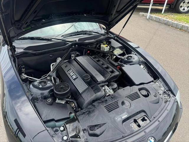 2005 BMW Z4 2.5i