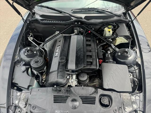 2005 BMW Z4 2.5i