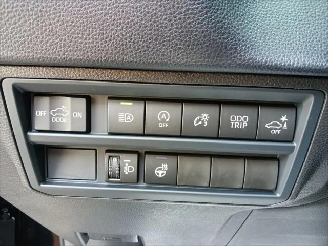 2026 Toyota Tundra SR5 CrewMax 5.5' Bed