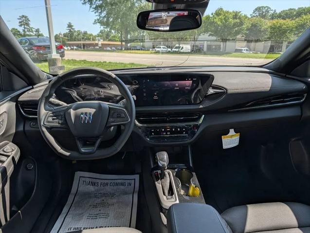 2026 Buick NV Avenir FWD