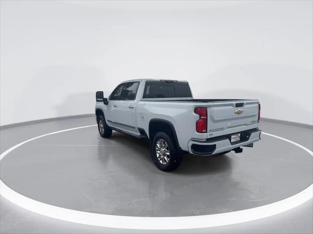 2026 Chevrolet Silverado 3500HD Crew Cab, Standard Bed, High Country, 4WD