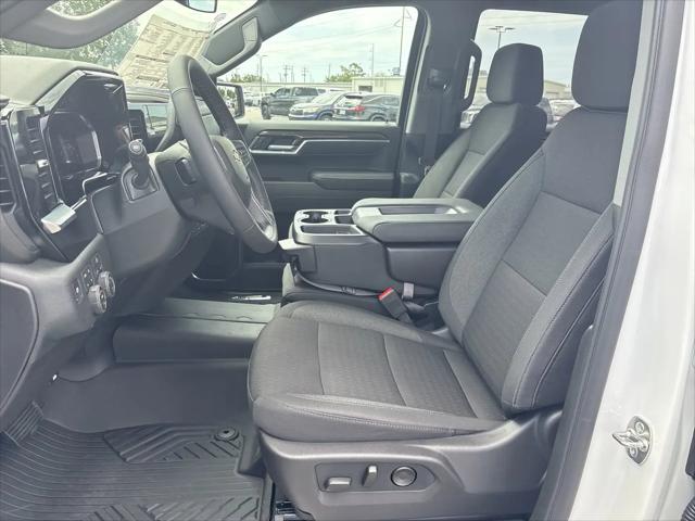 2026 Chevrolet Silverado 1500 4WD Crew Cab Standard Bed LT