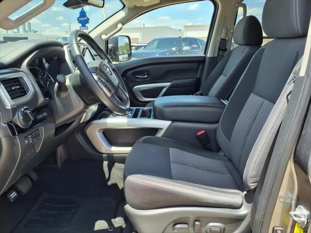 2024 Nissan Titan Crew Cab SV 4x2