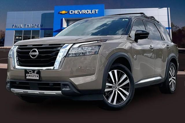 2023 Nissan Pathfinder Platinum FWD