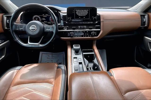 2023 Nissan Pathfinder Platinum FWD