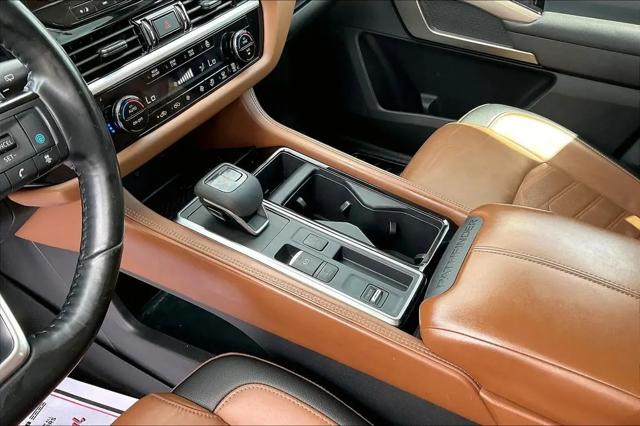 2023 Nissan Pathfinder Platinum FWD