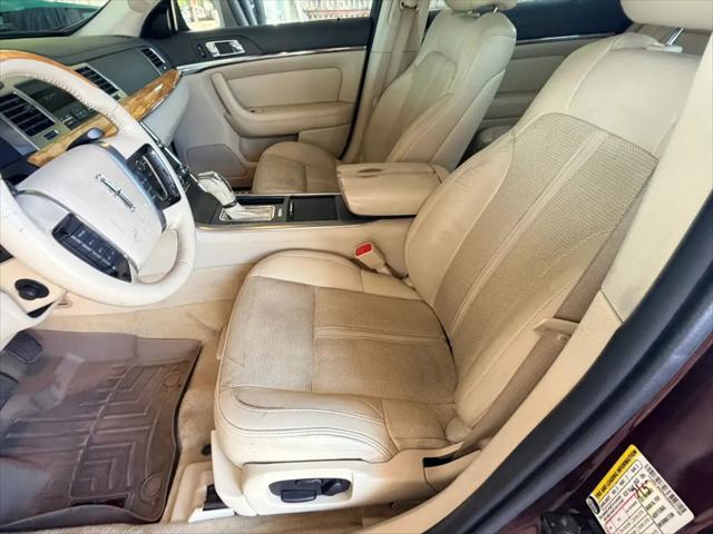 2012 Lincoln MKS Standard