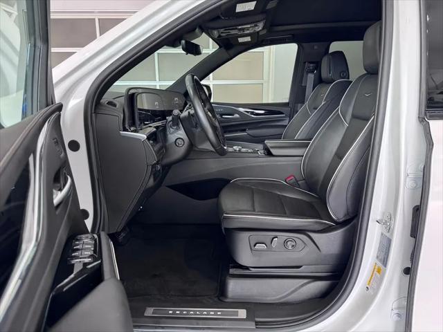 2024 Cadillac Escalade 4WD Sport