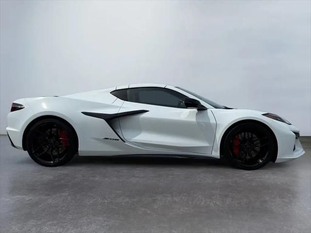 2025 Chevrolet Corvette Z06 RWD Coupe 2LZ
