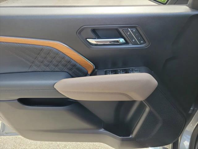 2025 GMC Canyon 4WD Denali