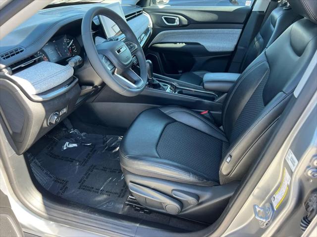 2022 Jeep Compass Latitude FWD