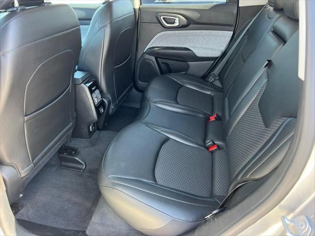 2022 Jeep Compass Latitude FWD