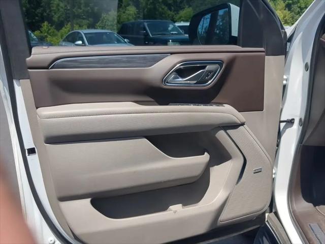 2024 GMC Yukon XL 4WD SLT