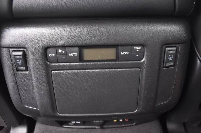 2017 INFINITI QX80 Standard