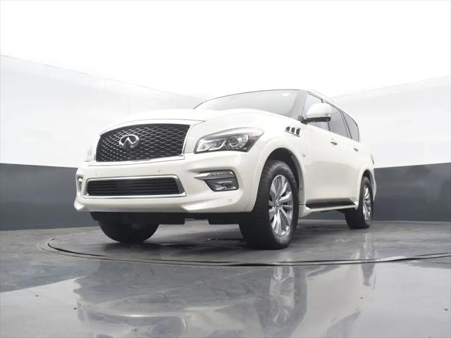 2017 INFINITI QX80 Standard
