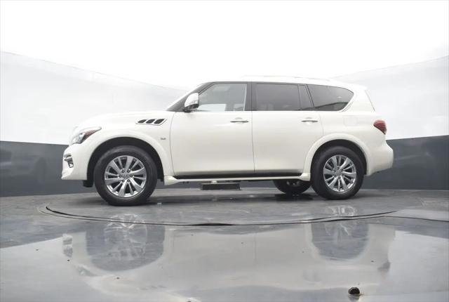2017 INFINITI QX80 Standard
