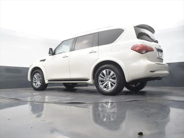 2017 INFINITI QX80 Standard