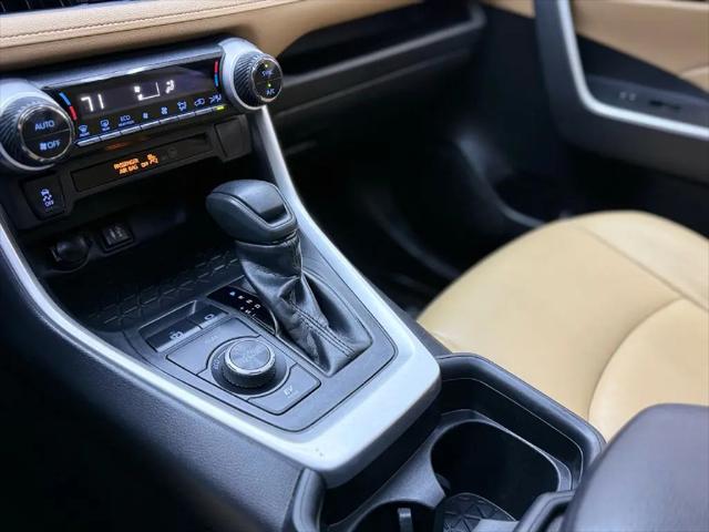 2019 Toyota RAV4 Hybrid XLE