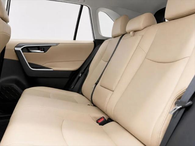 2019 Toyota RAV4 Hybrid XLE