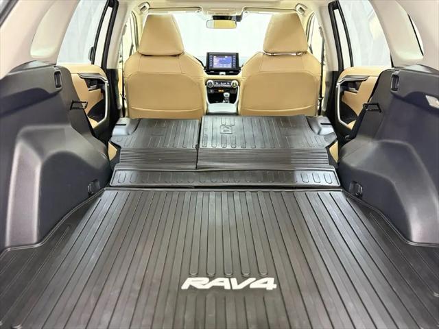 2019 Toyota RAV4 Hybrid XLE