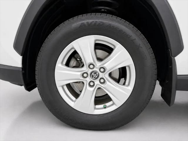 2019 Toyota RAV4 Hybrid XLE