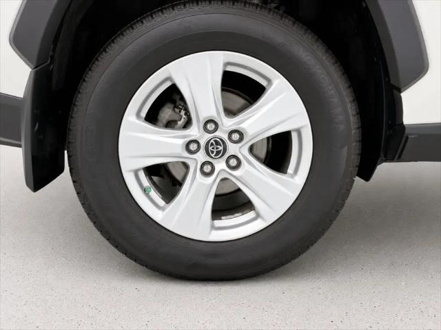 2019 Toyota RAV4 Hybrid XLE
