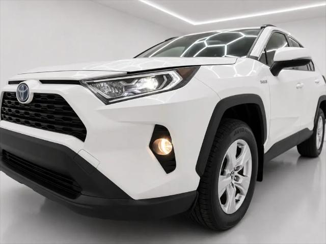 2019 Toyota RAV4 Hybrid XLE